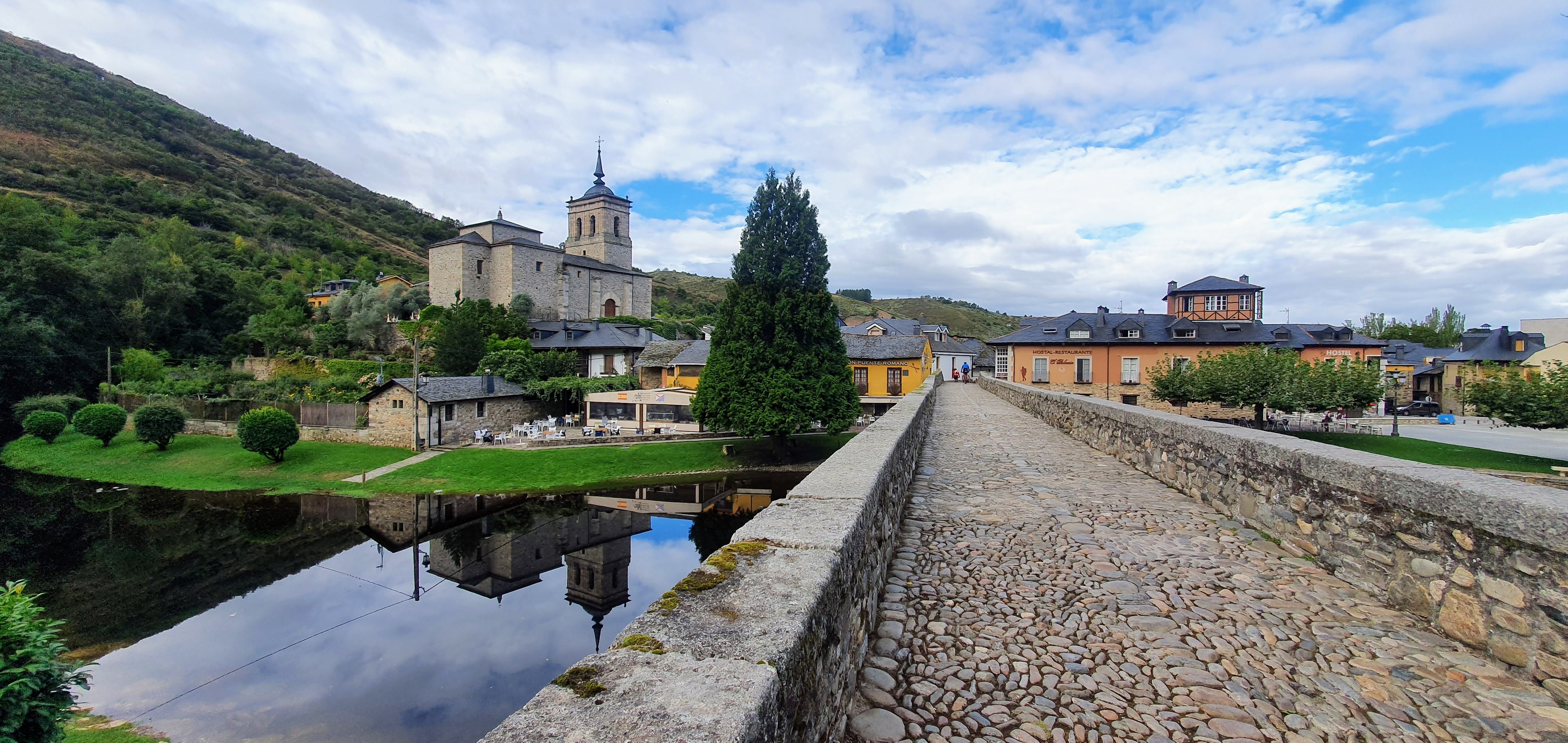 Puente Medieval de Molinaseca