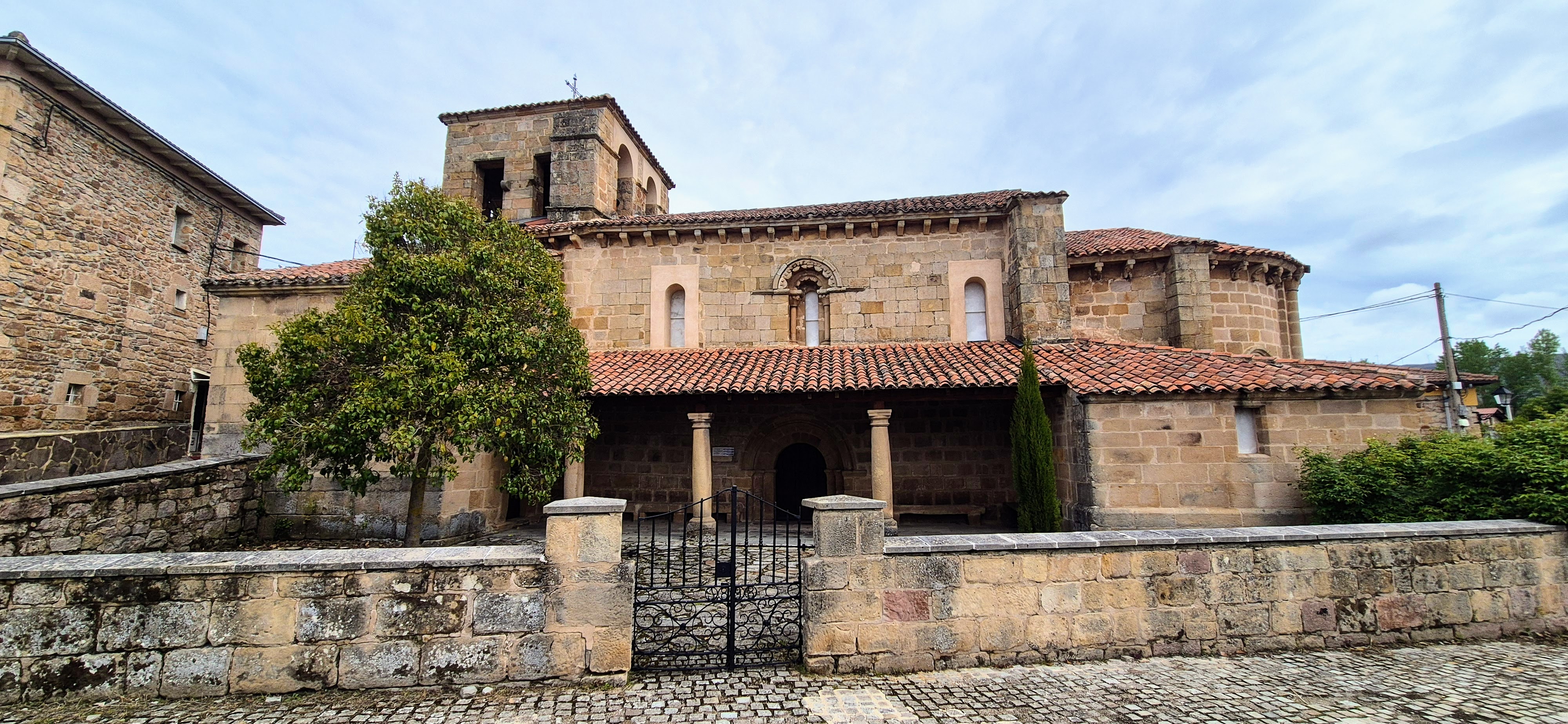 Iglesia de Santa María la Real (Cillamayor)